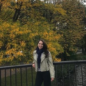 Meet your Posher, Sasha